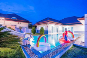 Blue Sky Pool Villa